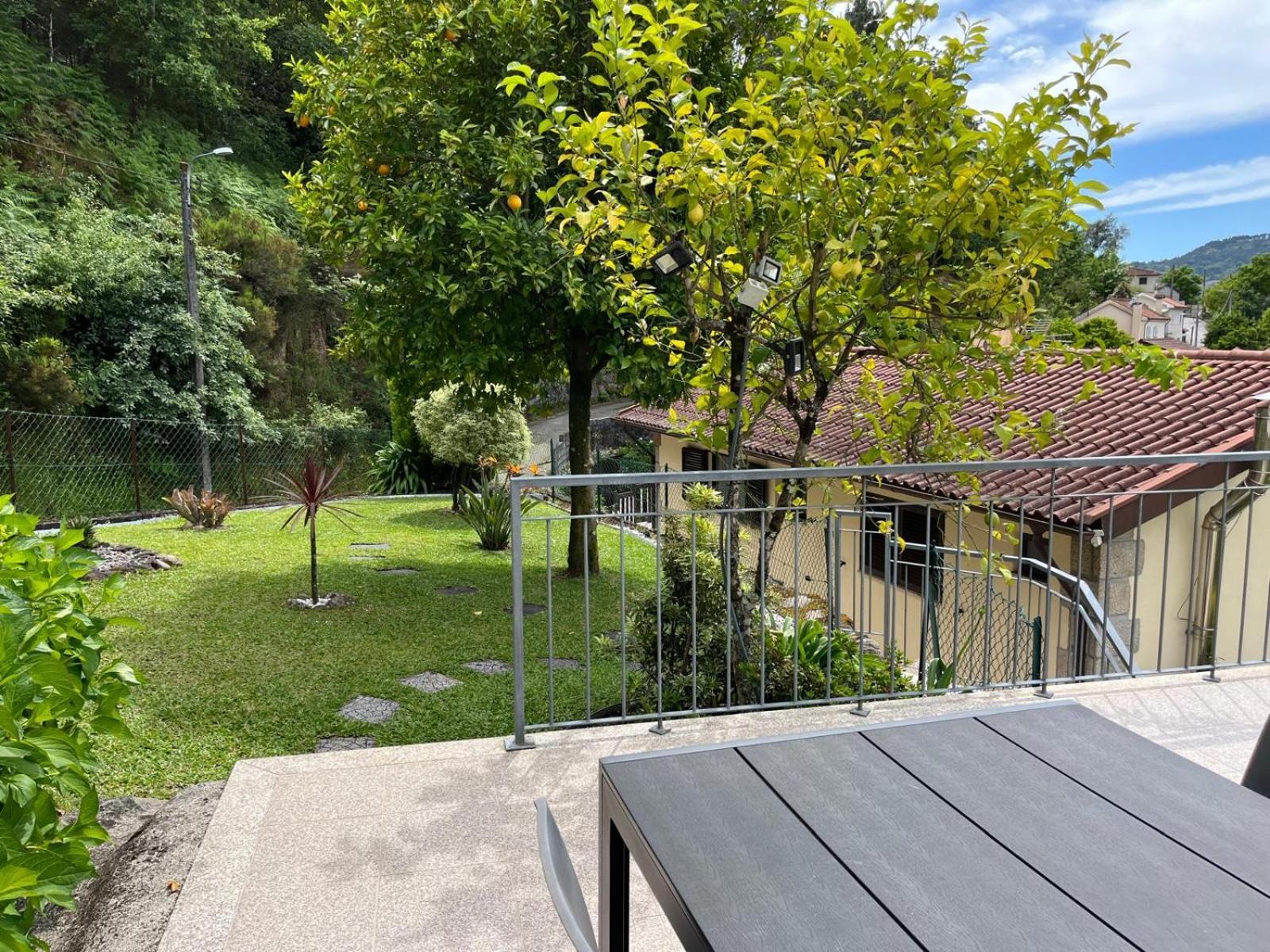 Ferienwohnung Casa De Casarelhos - Vistas Rio, Campo E Montanha - Lareira Geres Exterior foto