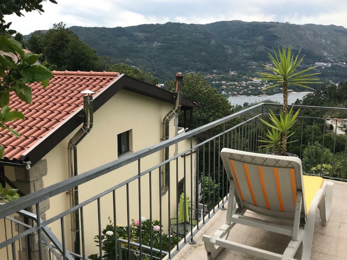 Ferienwohnung Casa De Casarelhos - Vistas Rio, Campo E Montanha - Lareira Geres Exterior foto