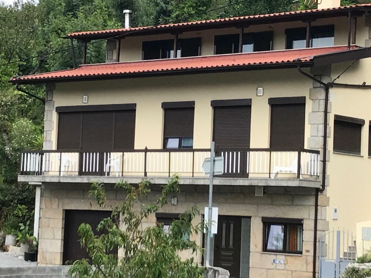 Ferienwohnung Casa De Casarelhos - Vistas Rio, Campo E Montanha - Lareira Geres Exterior foto