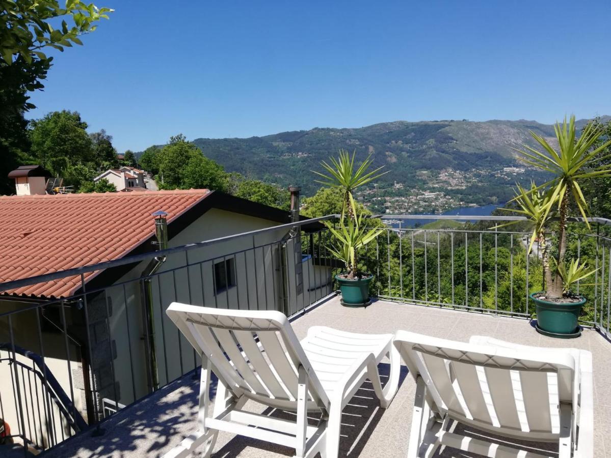 Ferienwohnung Casa De Casarelhos - Vistas Rio, Campo E Montanha - Lareira Geres Exterior foto